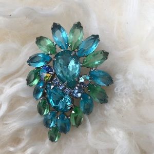 Weiss Brooch